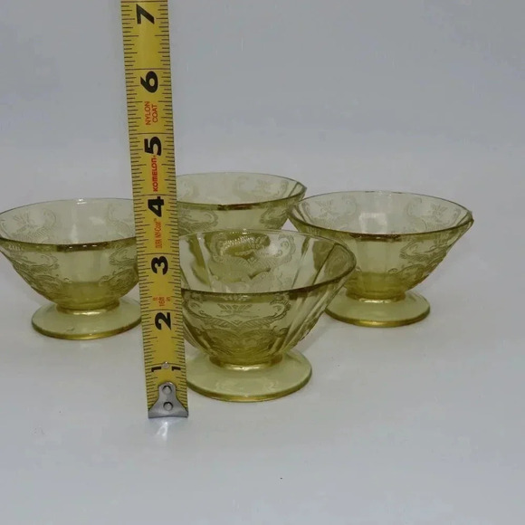 Vintage Federal Glass Madrid Yellow Amber Sherbert Dessert Bowls Set of 4 - Picture 4 of 6